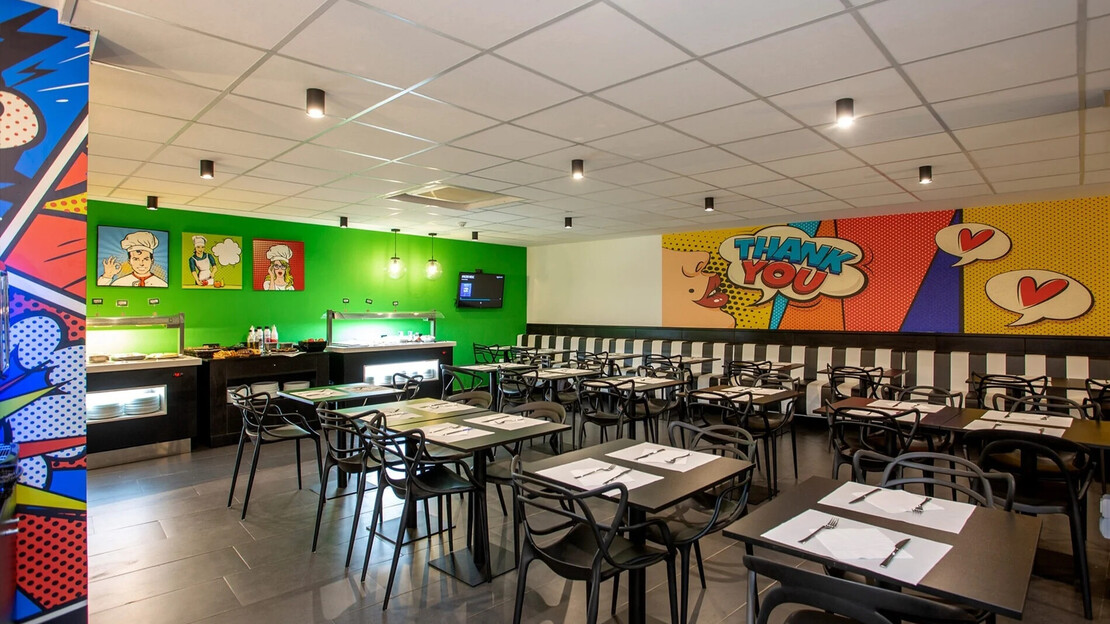 Hotel Casual Pop Art